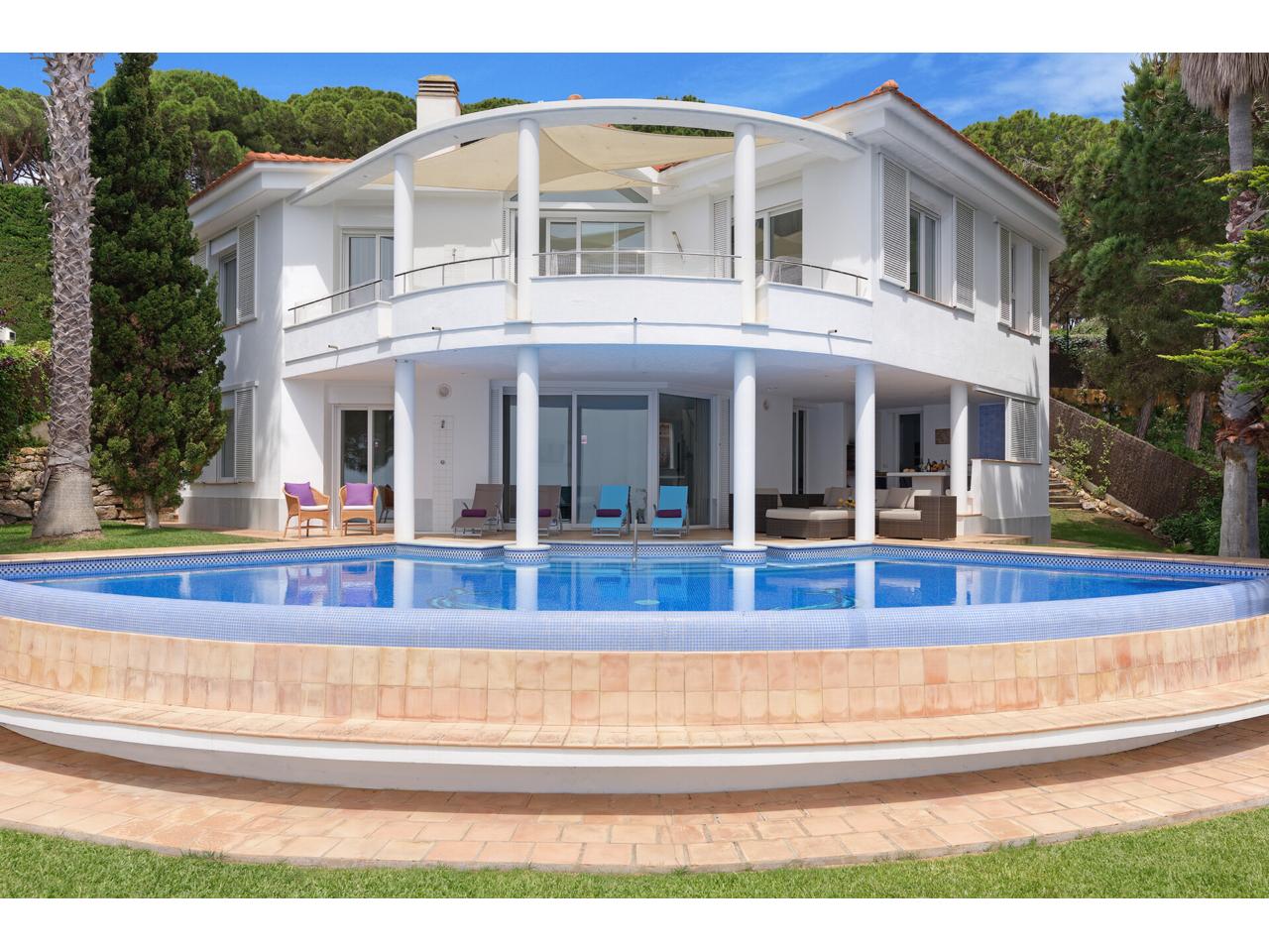 House in Lloret de Mar, Girona, Spanien 4 Schlafzimmer, 412 m2 Nr. 140800