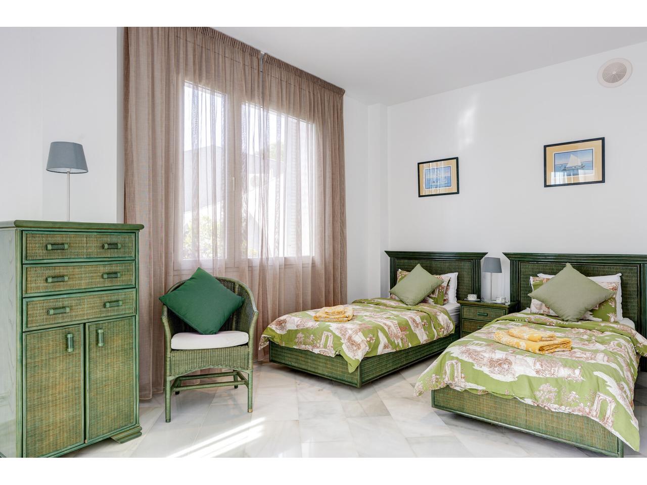 House in Lloret de Mar, Girona, Spanien 4 Schlafzimmer, 412 m2 Nr. 140800
