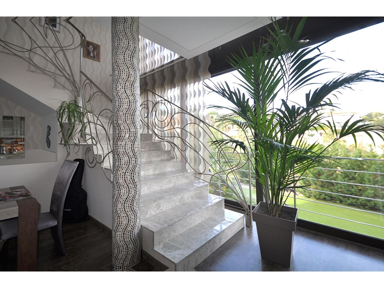 House in Lloret de Mar, Girona, Spain 5 bedrooms,  No. 140802