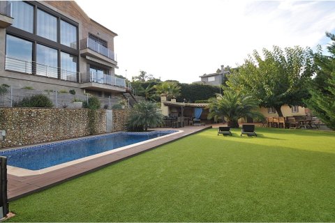 House à Lloret de Mar, Girona, Espagne 5 chambres,  No. 140802