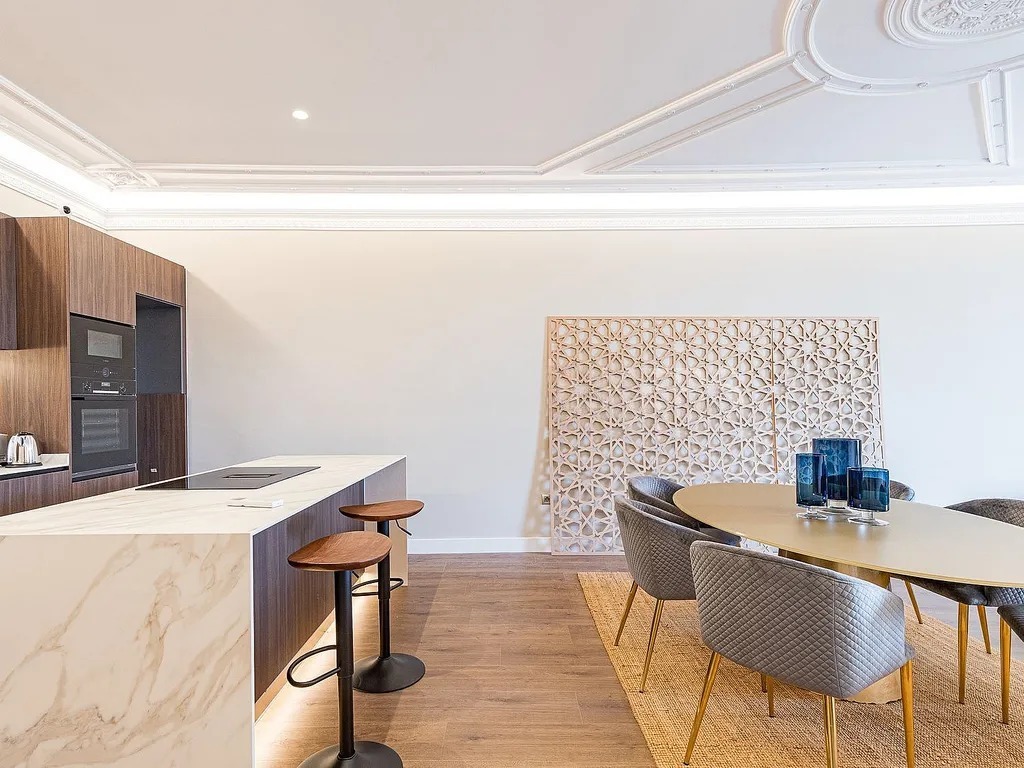 Apartamento en Barcelona, España 2 dormitorios,  No. 140805