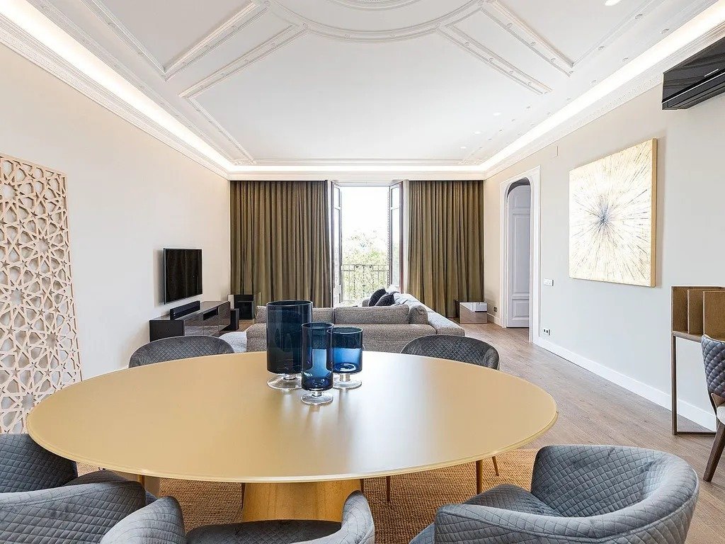 Apartamento en Barcelona, España 2 dormitorios,  No. 140805