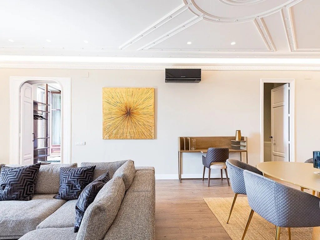 Apartamento en Barcelona, España 2 dormitorios,  No. 140805