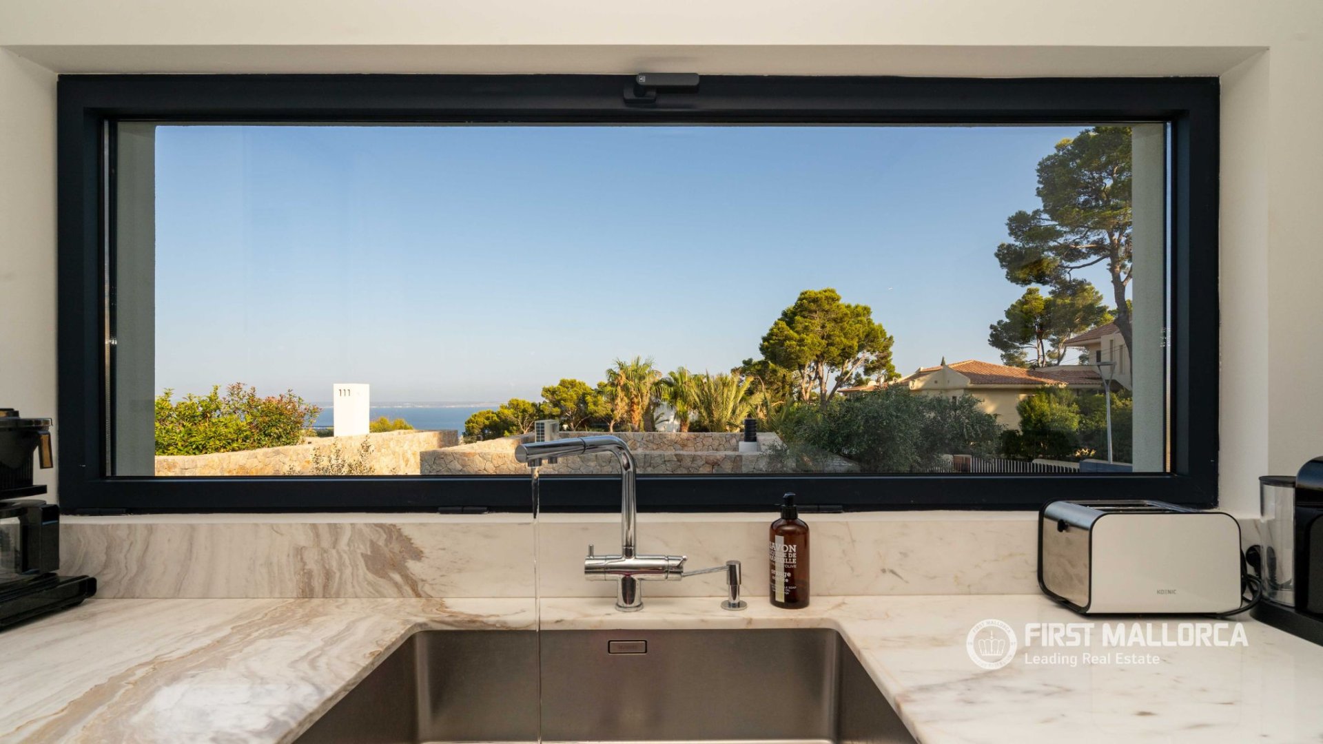 Villa in Mallorca, Spain 4 bedrooms, 311 sq.m. No. 190827