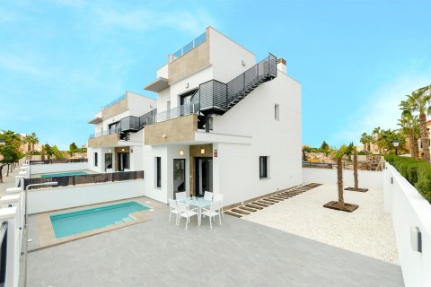 Villa in Torrevieja, Alicante, Spain 3 bedrooms, 98 sq.m. No. 97464