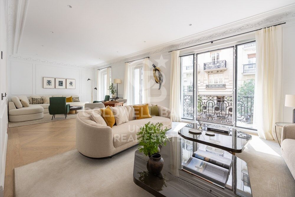 Dzīvoklis Madrid, Spānijā 3 istabas, 499 m2 Nr. 160062