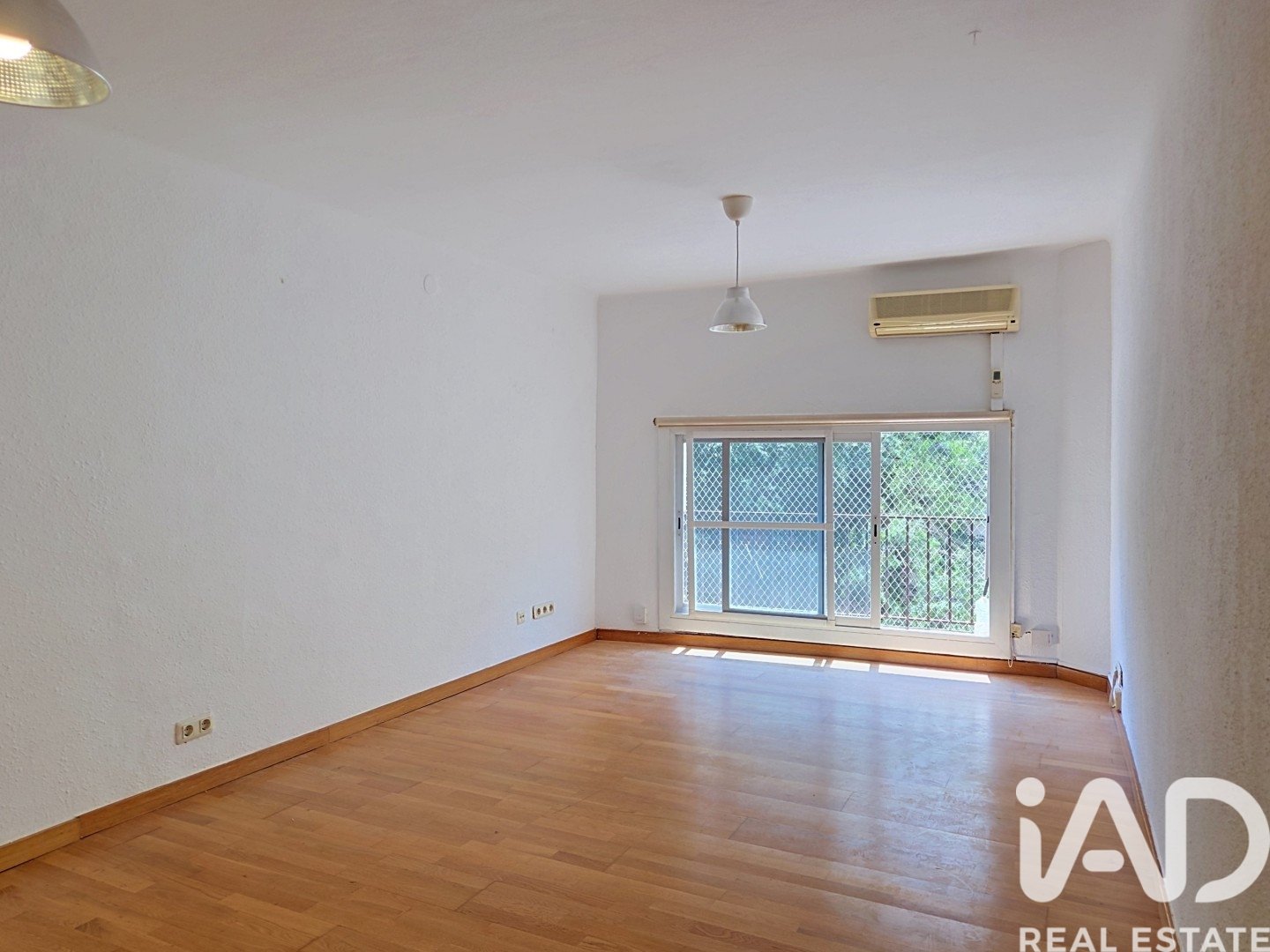 Apartment à Barcelona, Espagne 45 m2 No. 188193