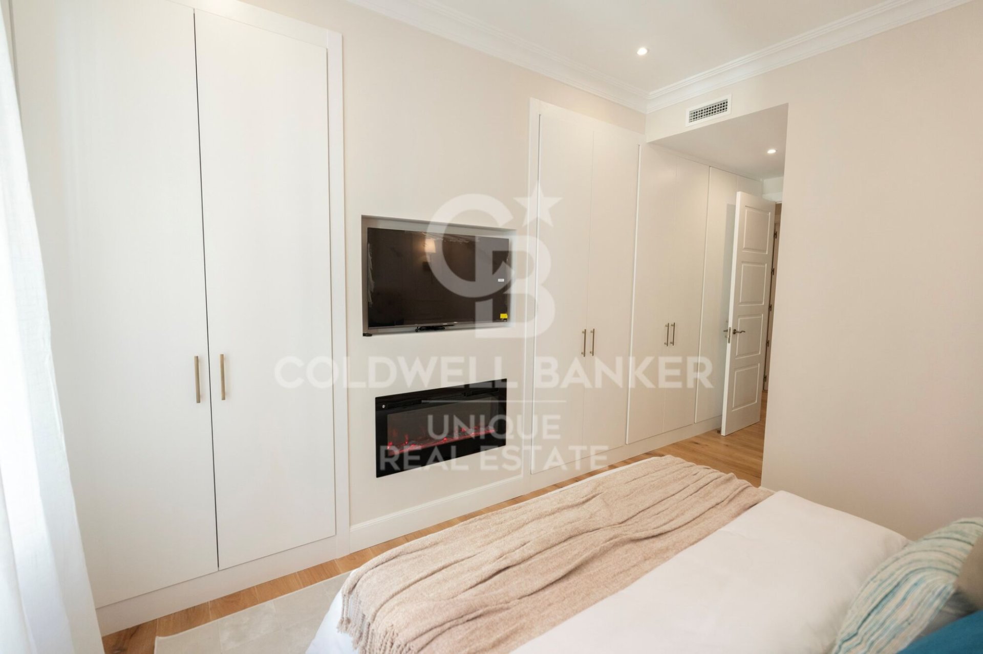 Dzīvoklis Madrid, Spānijā 3 istabas, 185 m2 Nr. 157789