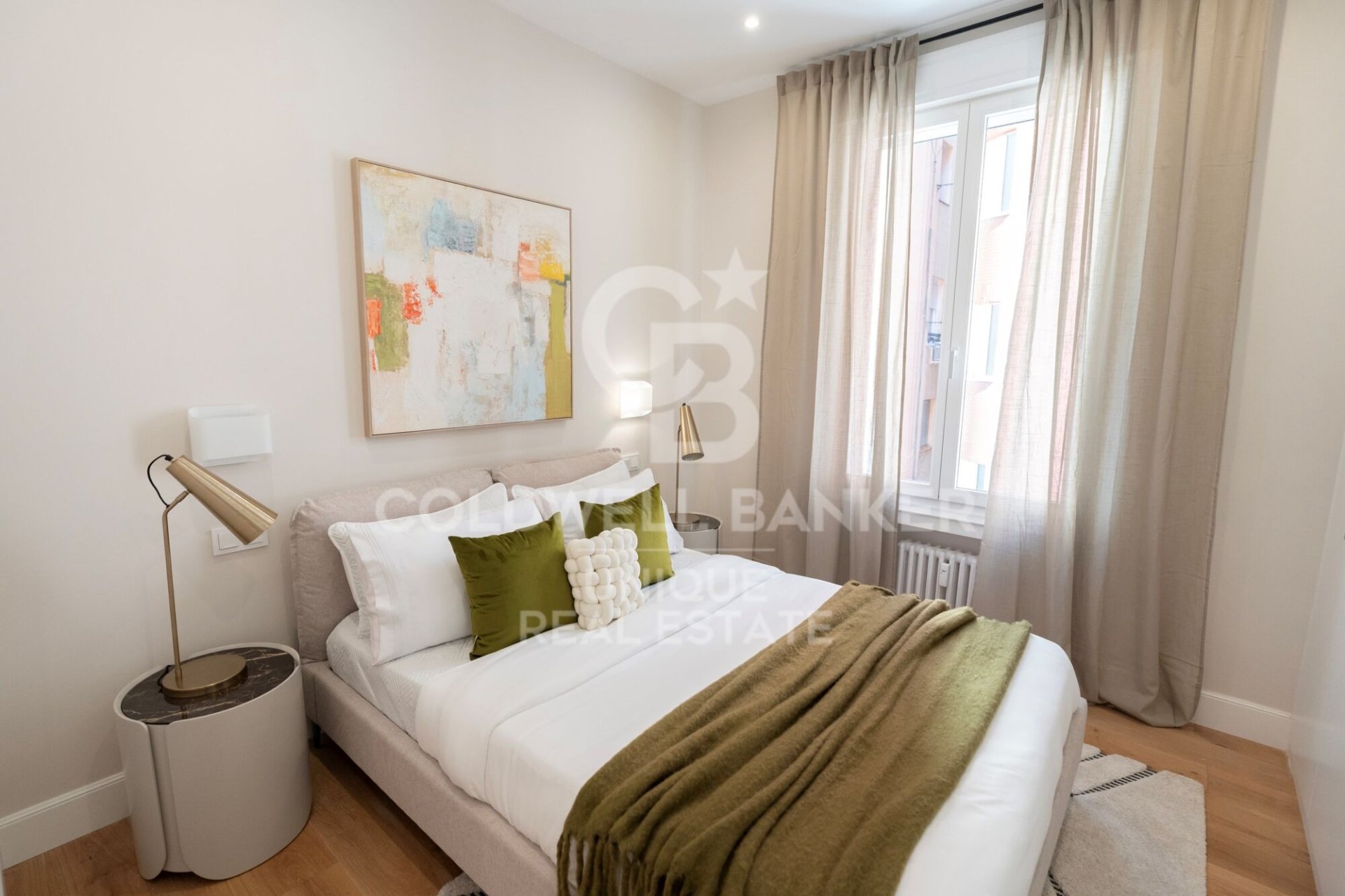 Dzīvoklis Madrid, Spānijā 3 istabas, 185 m2 Nr. 157789