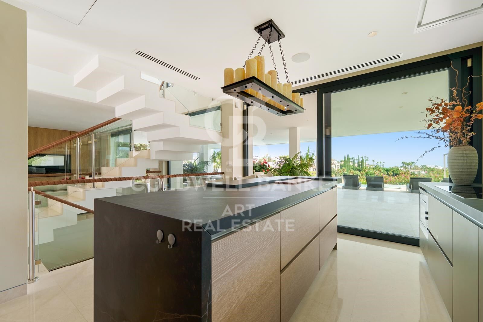 House in Marbella, Malaga, Spain 5 bedrooms, 473 sq.m. No. 157790