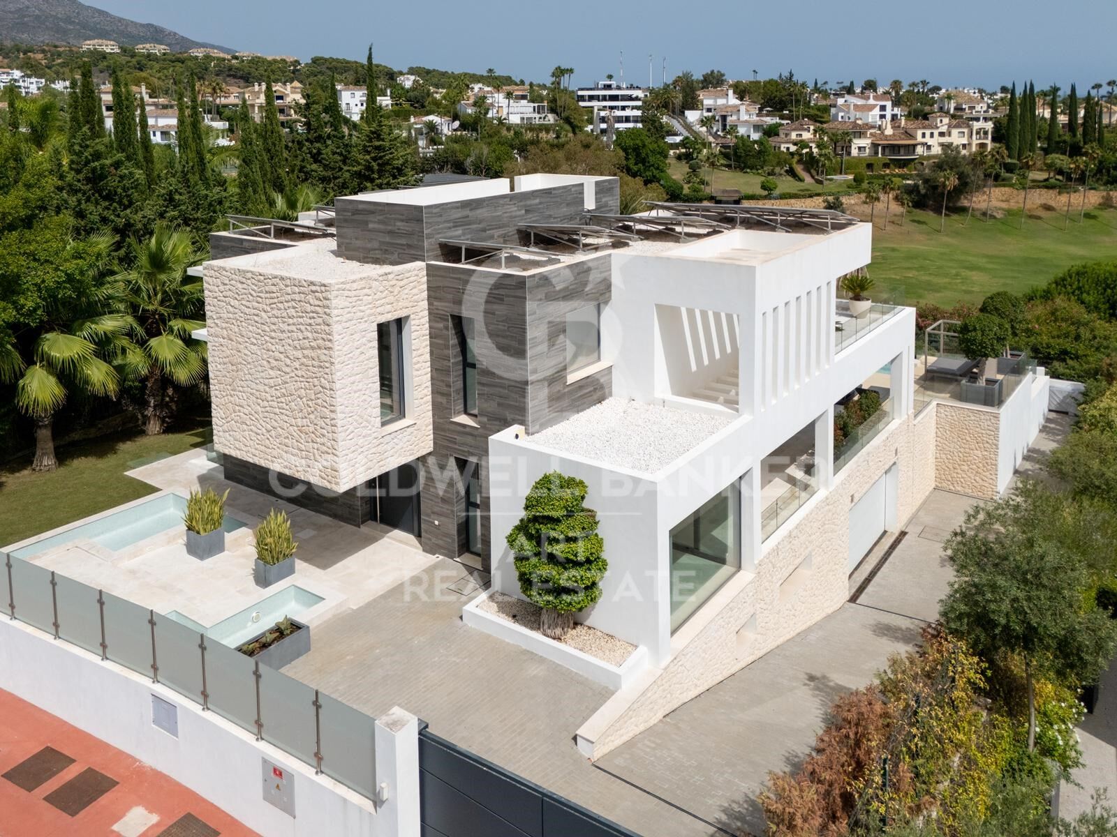 House in Marbella, Malaga, Spain 5 bedrooms, 473 sq.m. No. 157790