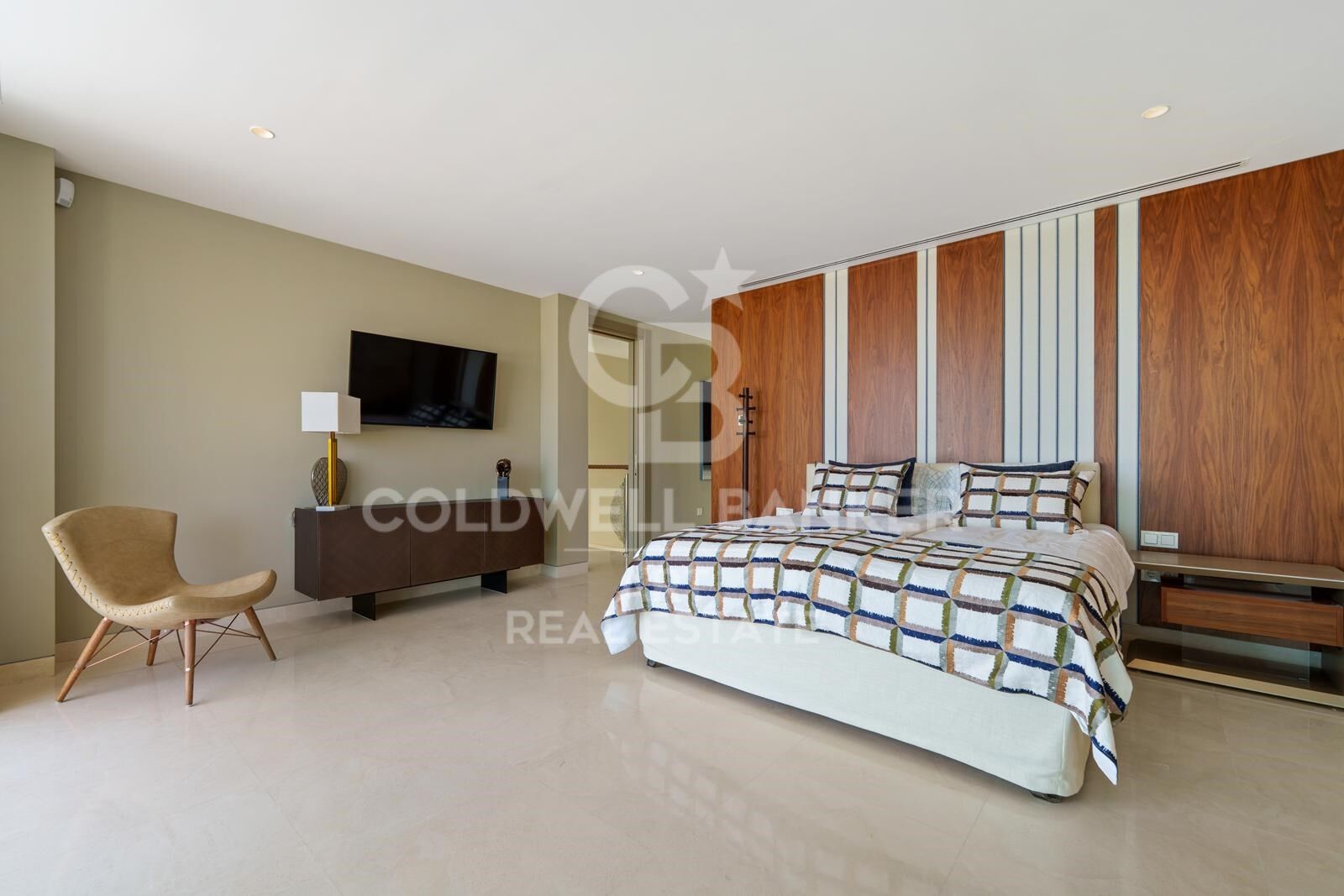 House in Marbella, Malaga, Spain 5 bedrooms, 473 sq.m. No. 157790