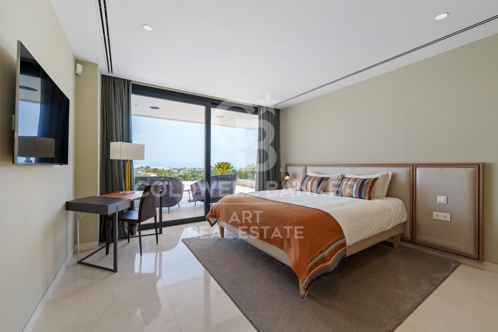 House in Marbella, Malaga, Spain 5 bedrooms, 473 sq.m. No. 157790