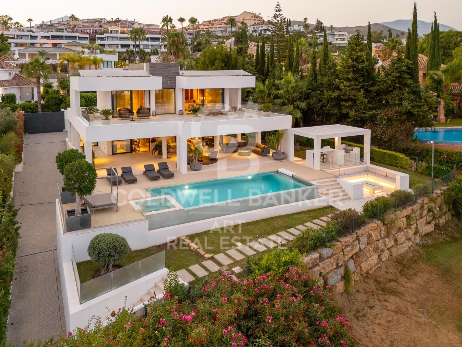 House in Marbella, Malaga, Spain 5 bedrooms, 473 sq.m. No. 157790
