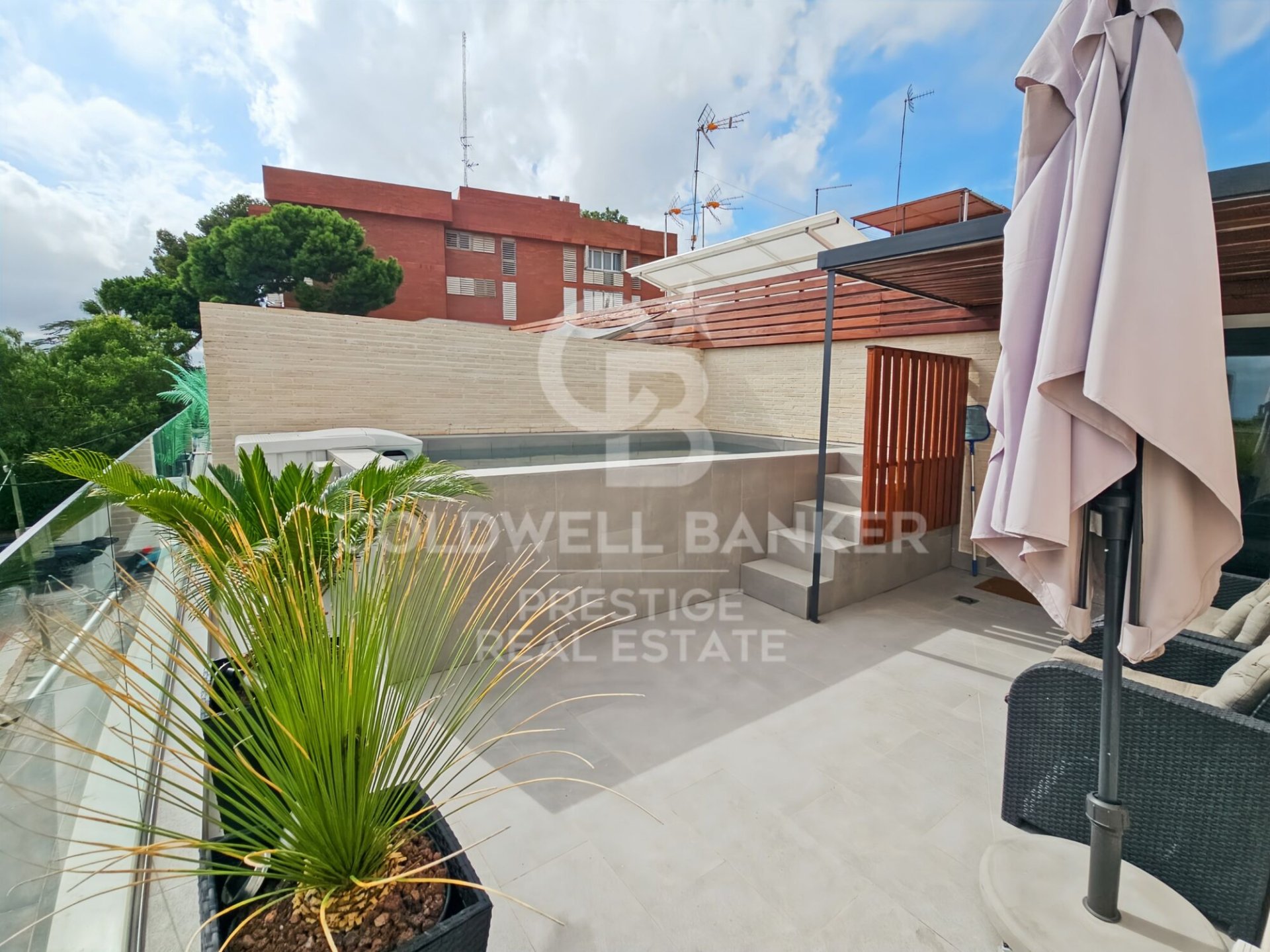 Casa a Esplugues de Llobregat, Barcelona, Spagna 4 camere da letto, 250 mq. N° 157792