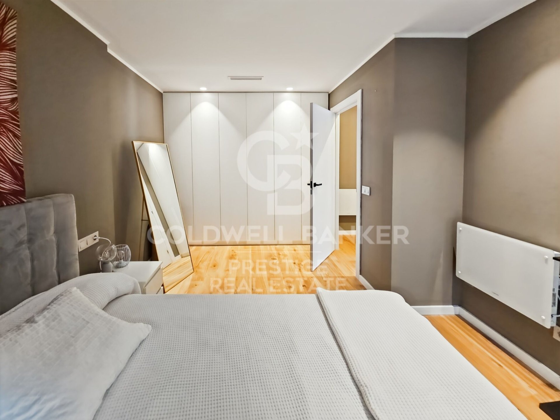Casa a Esplugues de Llobregat, Barcelona, Spagna 4 camere da letto, 250 mq. N° 157792