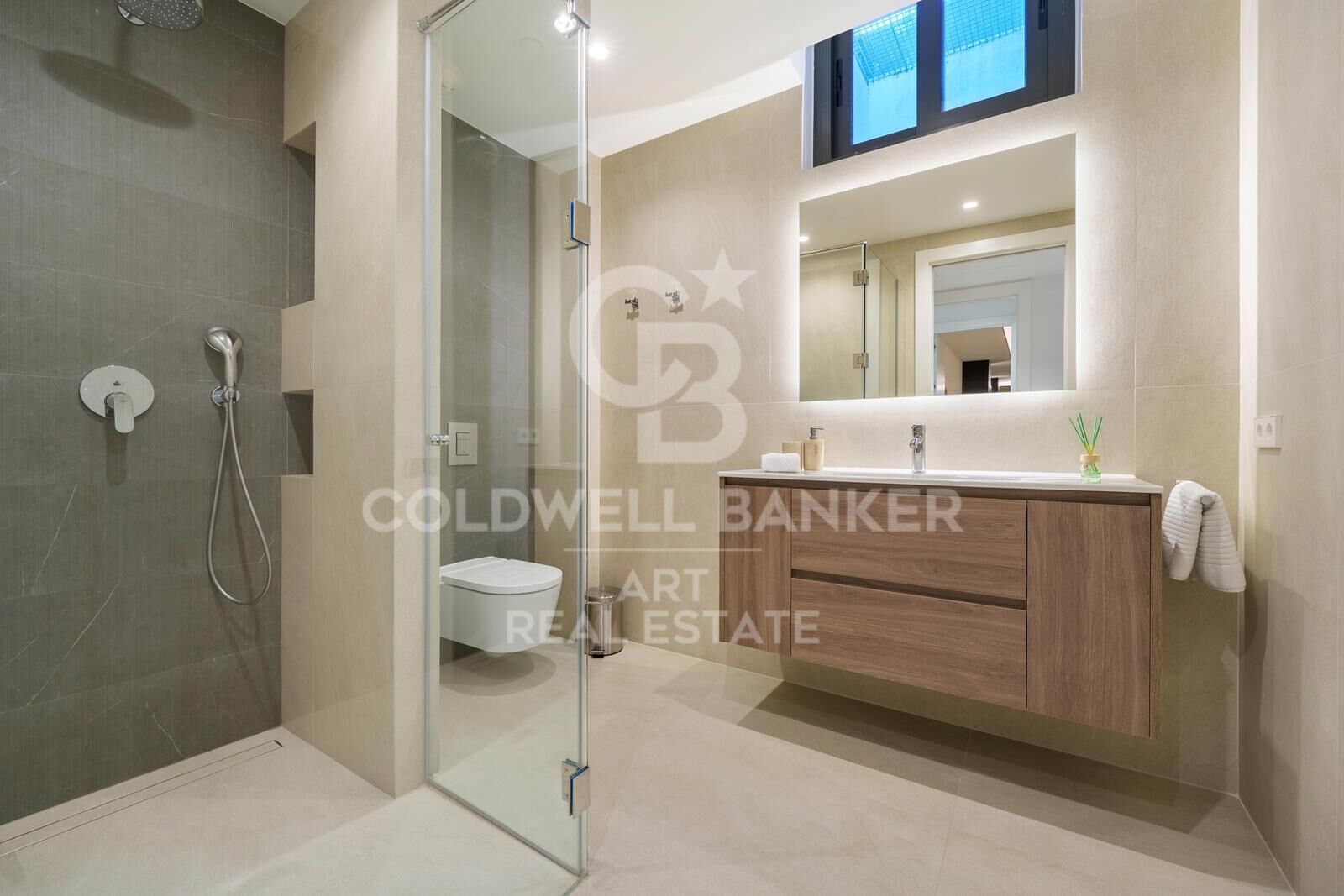 Māja Marbella, Malaga, Spānijā 6 istabas, 611 m2 Nr. 157794