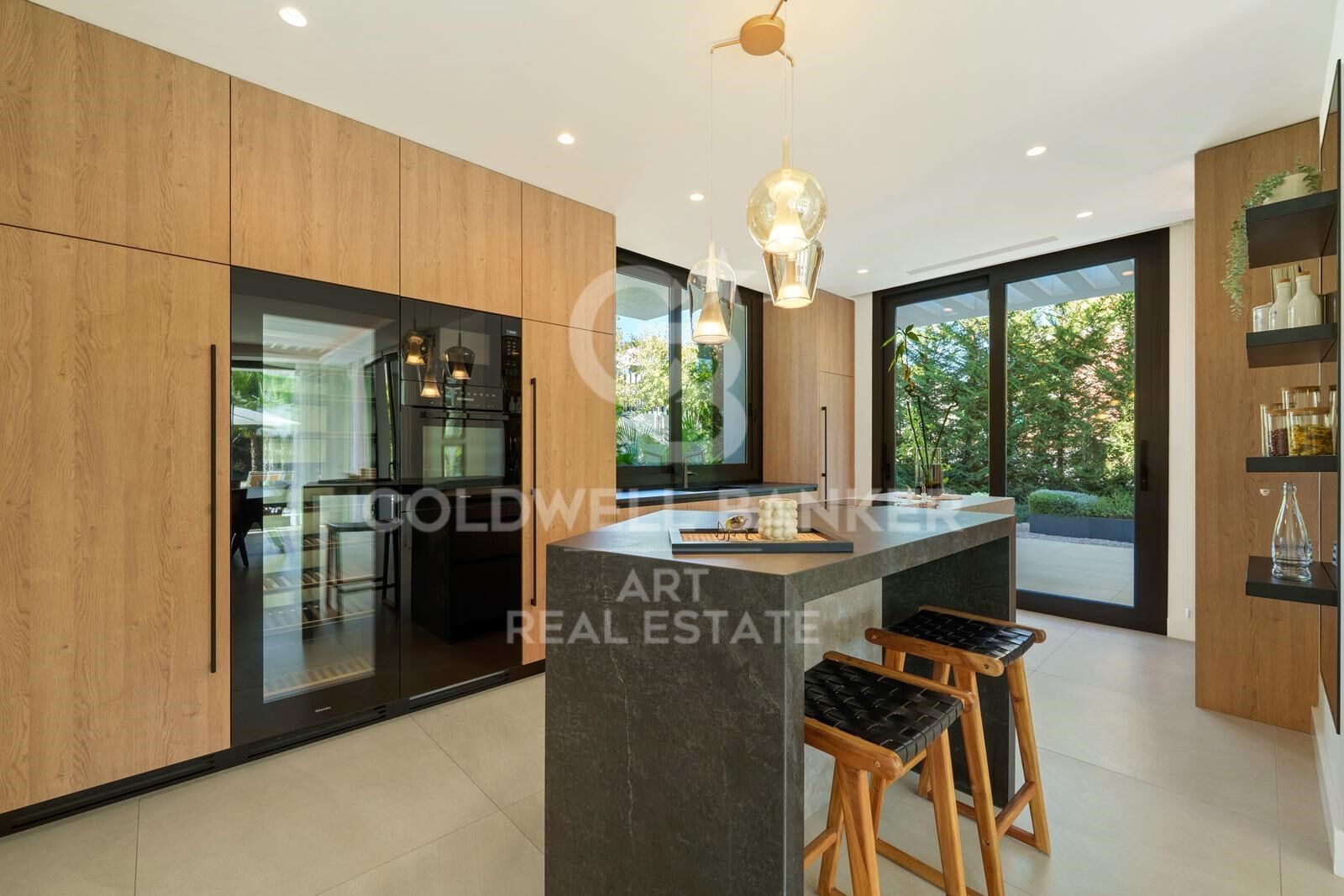 Māja Marbella, Malaga, Spānijā 6 istabas, 611 m2 Nr. 157794