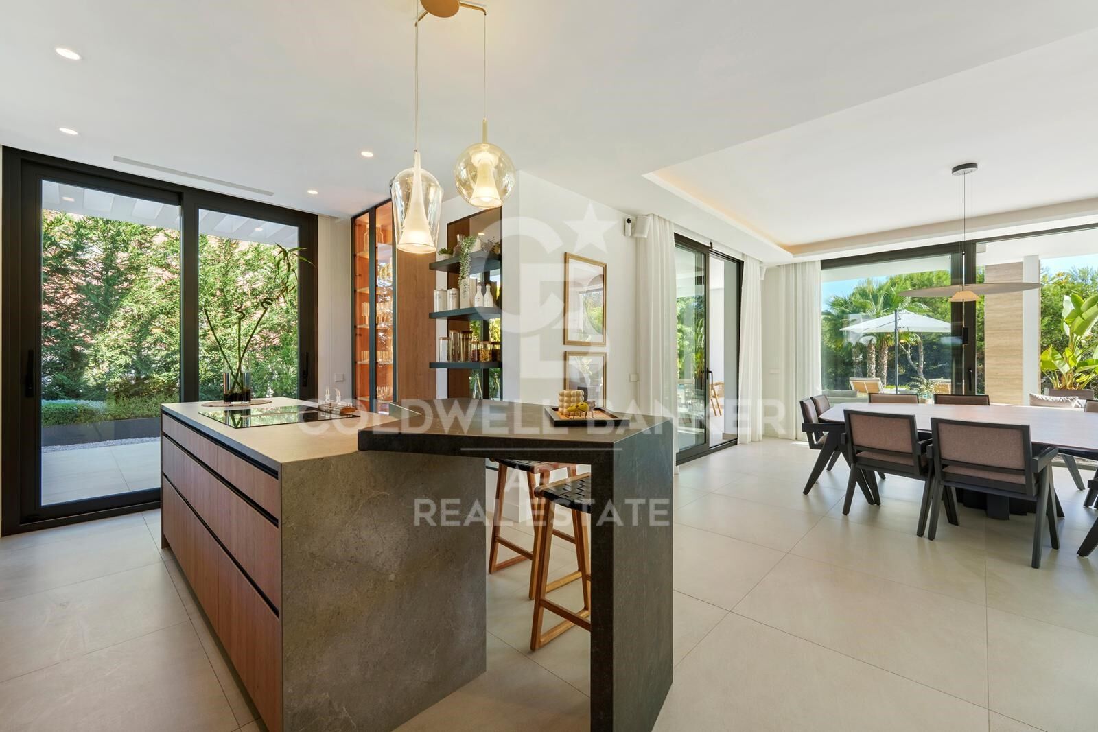 Māja Marbella, Malaga, Spānijā 6 istabas, 611 m2 Nr. 157794