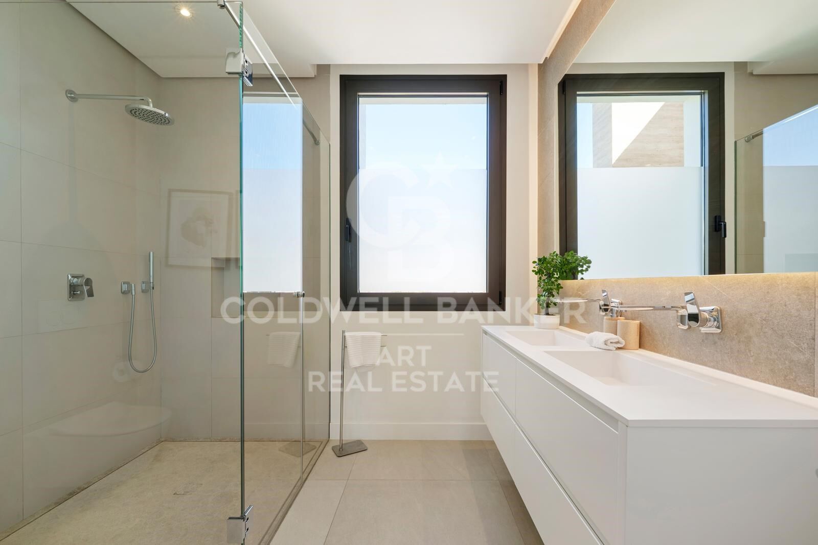 Māja Marbella, Malaga, Spānijā 6 istabas, 611 m2 Nr. 157794