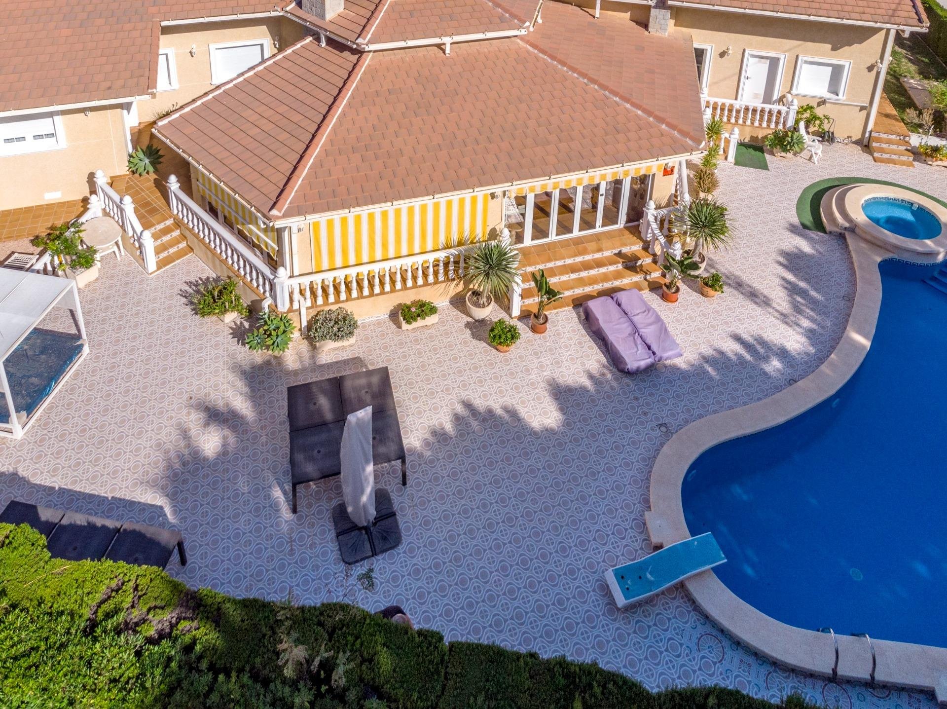 Huvila Cabo Roig, Alicante, Espanja 3 makuuhuonetta, 340 m2 No. 189423