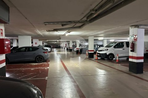 Komerciāls īpašums L'Eixample, Barcelona, Spānijā 14600 m2 Nr. 154910