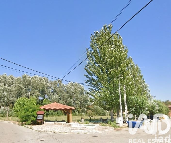 Land plot in Villaturiel, Leon, Spain 910 sq.m. No. 184661
