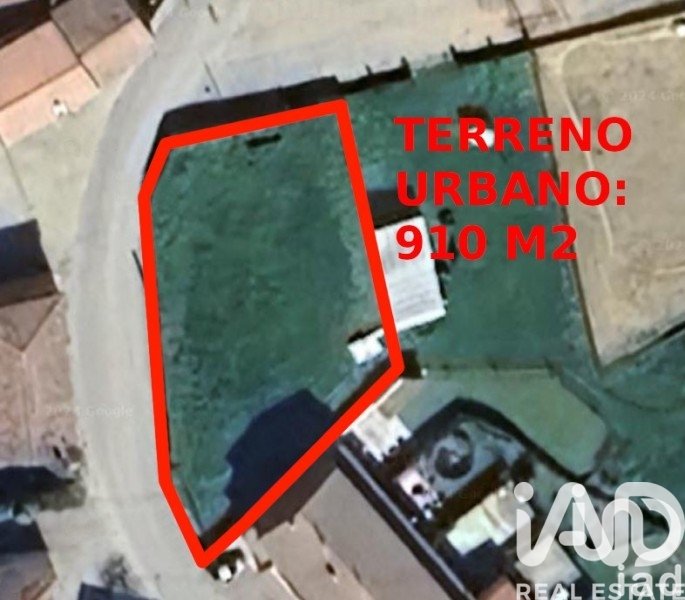 Land plot in Villaturiel, Leon, Spain 910 sq.m. No. 184661