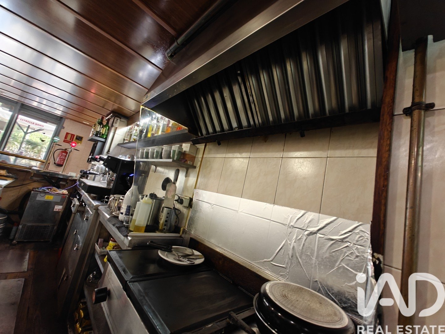 Cafe / restaurant à Barcelona, Espagne 113 m2 No. 173414