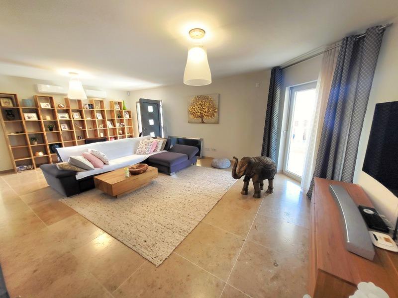 Villa a Rojales, Alicante, Spagna 4 camere da letto, 420 mq. N° 194192