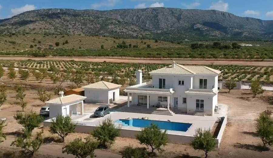 Villa in Pinoso, Alicante, Spanien 4 Schlafzimmer, 220 m2 Nr. 144547