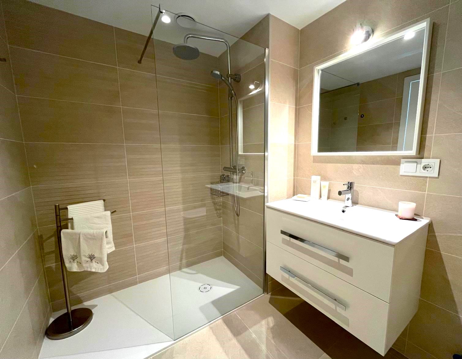 Apartment in Palma de Majorca, Mallorca, Spain 2 bedrooms, 97 sq.m. No. 196748
