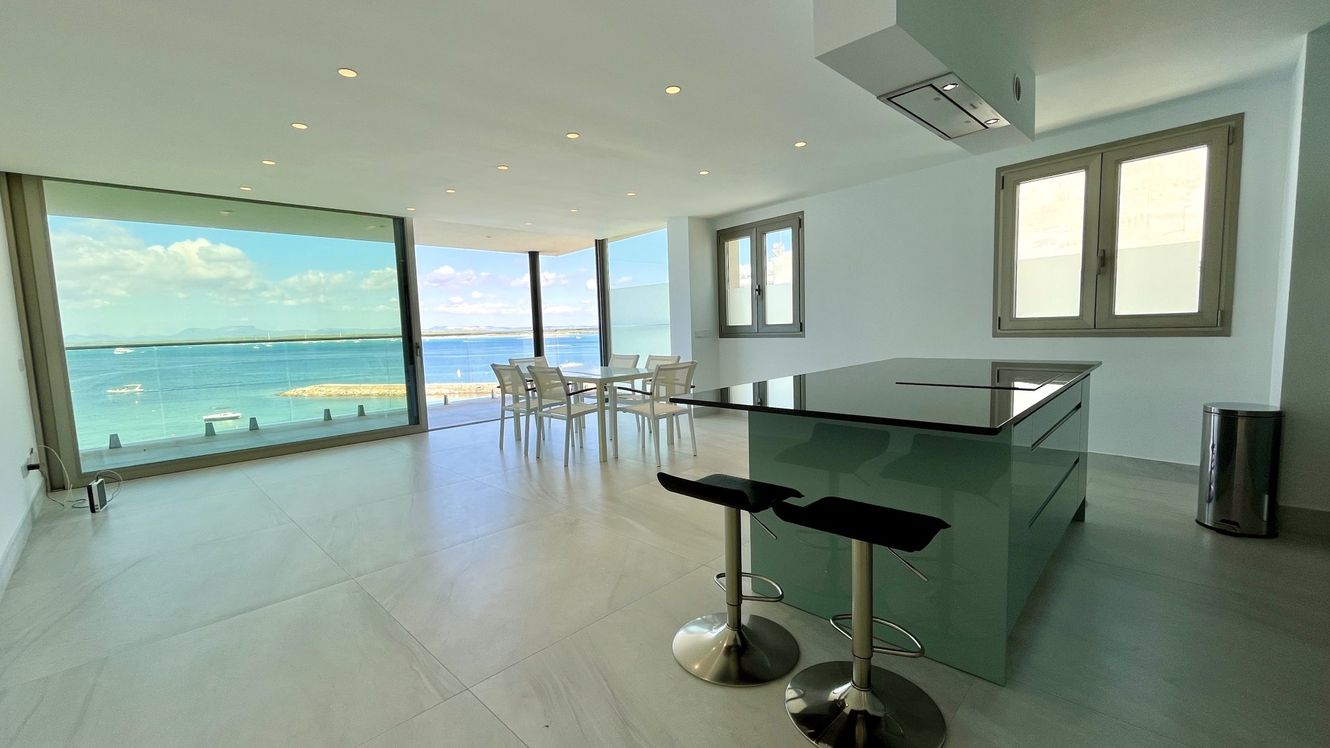 Apartment in Colonia De Sant Jordi, Mallorca, Spain 3 bedrooms, 170 sq.m. No. 196745