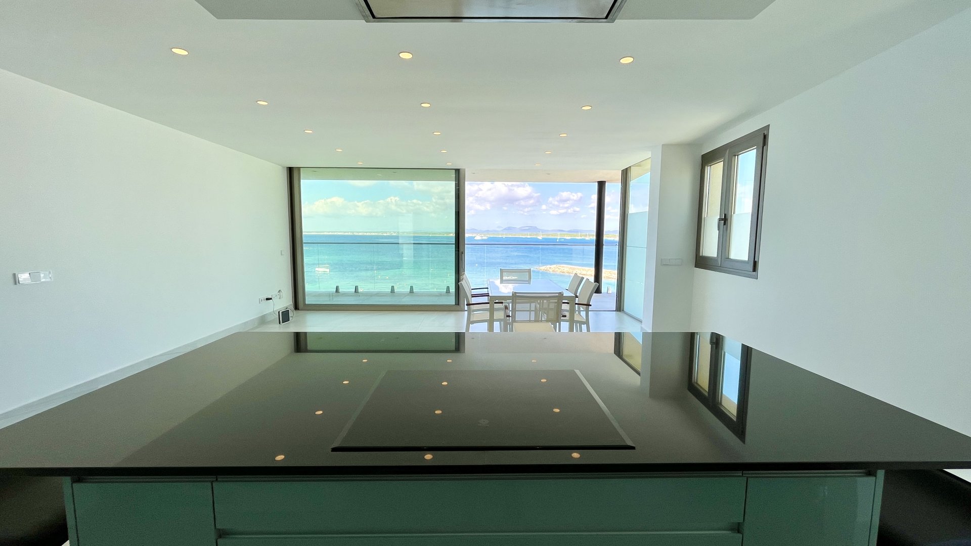 Apartment in Colonia De Sant Jordi, Mallorca, Spain 3 bedrooms, 170 sq.m. No. 196745