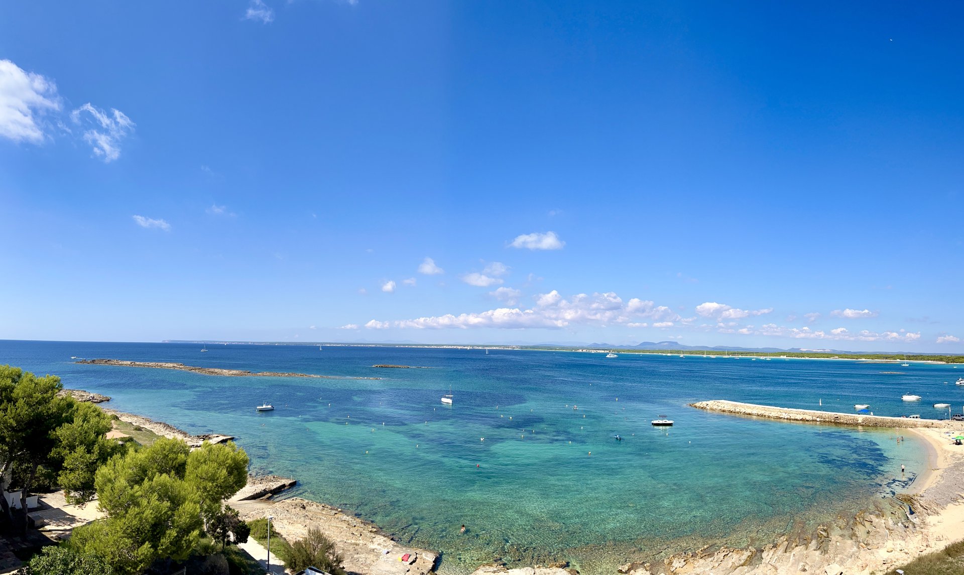 Apartment in Colonia De Sant Jordi, Mallorca, Spain 3 bedrooms, 170 sq.m. No. 196745