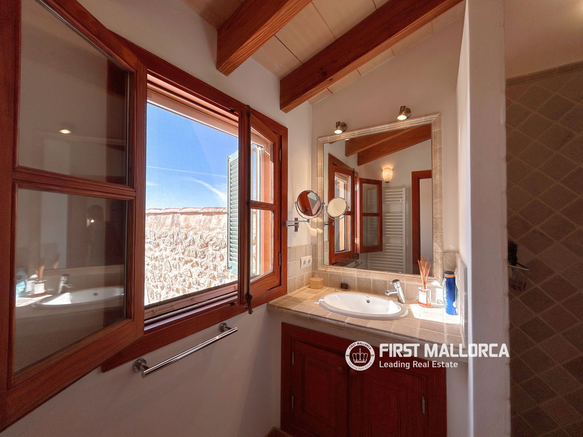 Finca in Puigpunyent, Mallorca, Spain 5 bedrooms, 262 sq.m. No. 196749