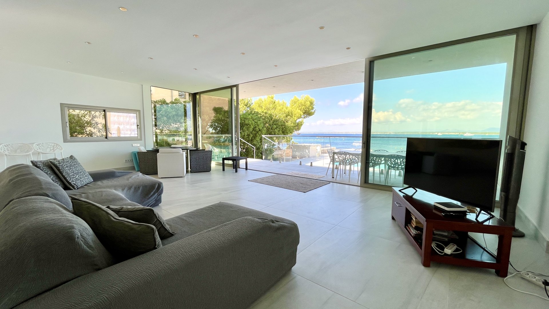 Apartment in Colonia De Sant Jordi, Mallorca, Spain 4 bedrooms, 420 sq.m. No. 196744
