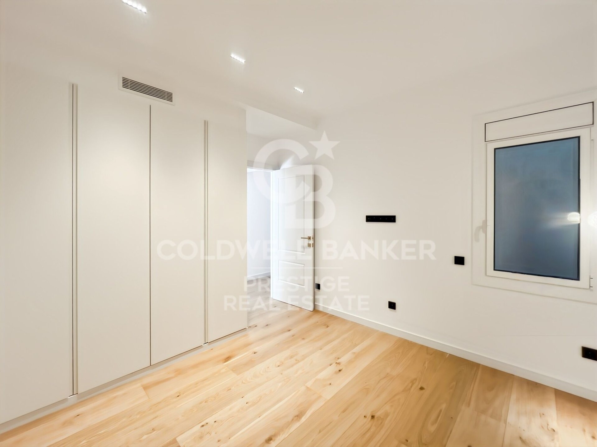 Dzīvoklis Barcelona, Spānijā 4 istabas, 210 m2 Nr. 157116