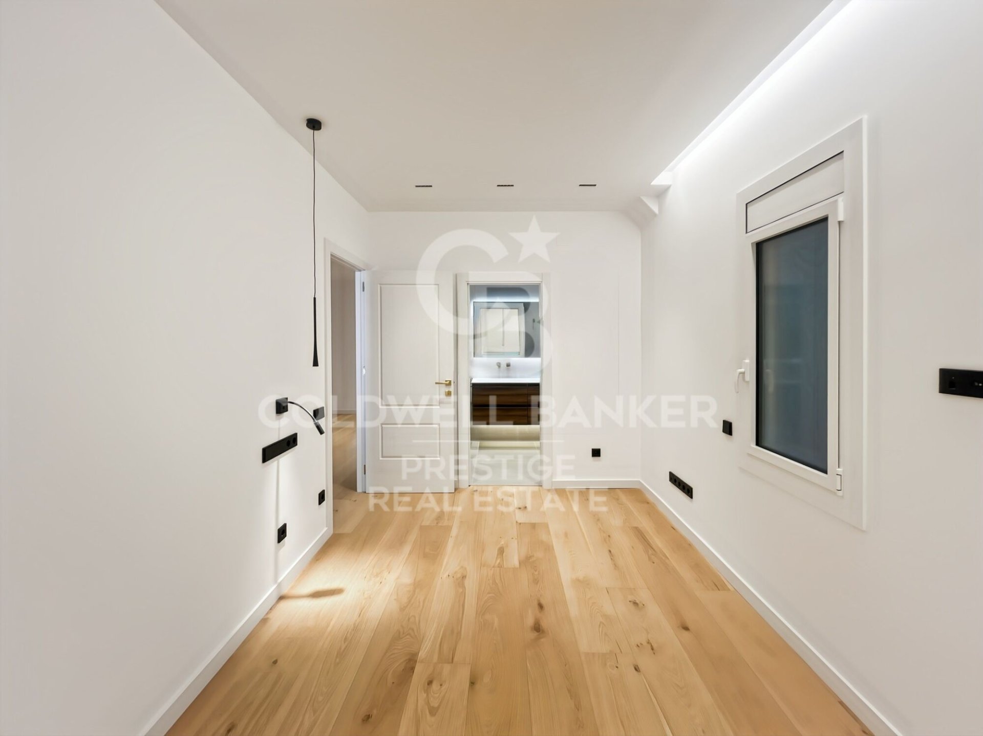 Dzīvoklis Barcelona, Spānijā 4 istabas, 210 m2 Nr. 157116