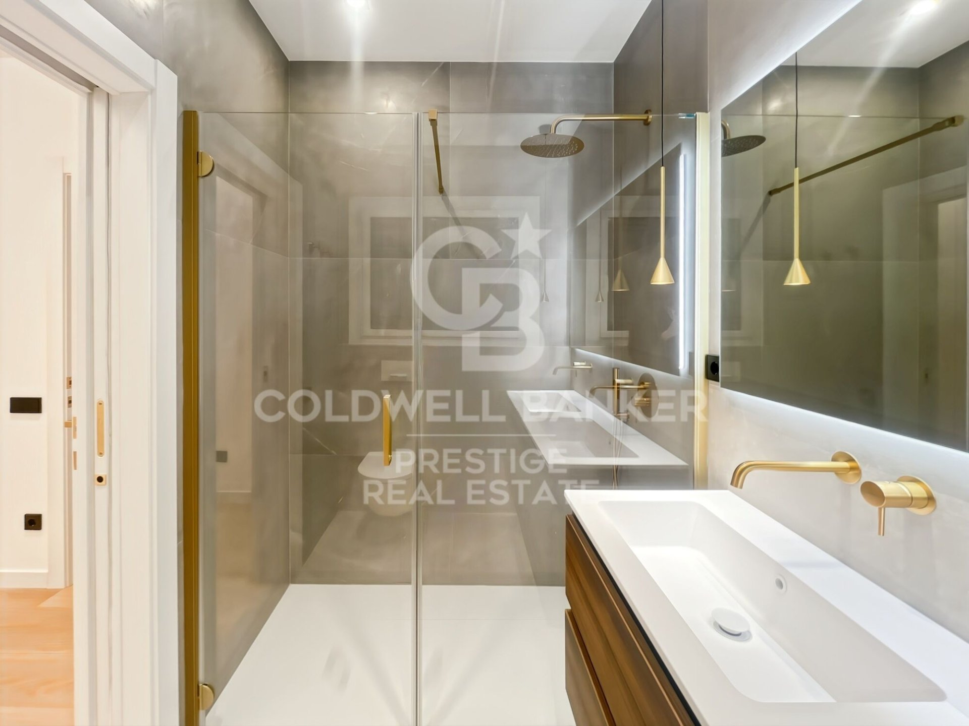 Dzīvoklis Barcelona, Spānijā 4 istabas, 210 m2 Nr. 157116
