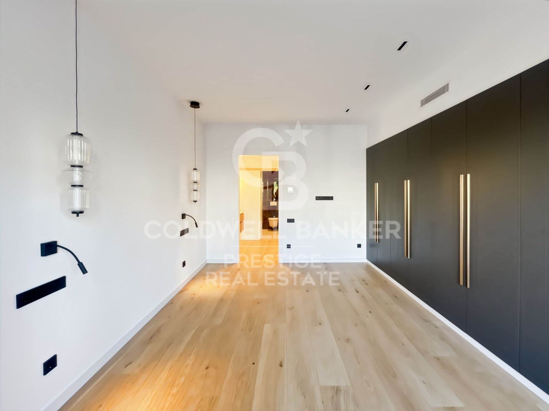Dzīvoklis Barcelona, Spānijā 4 istabas, 210 m2 Nr. 157116