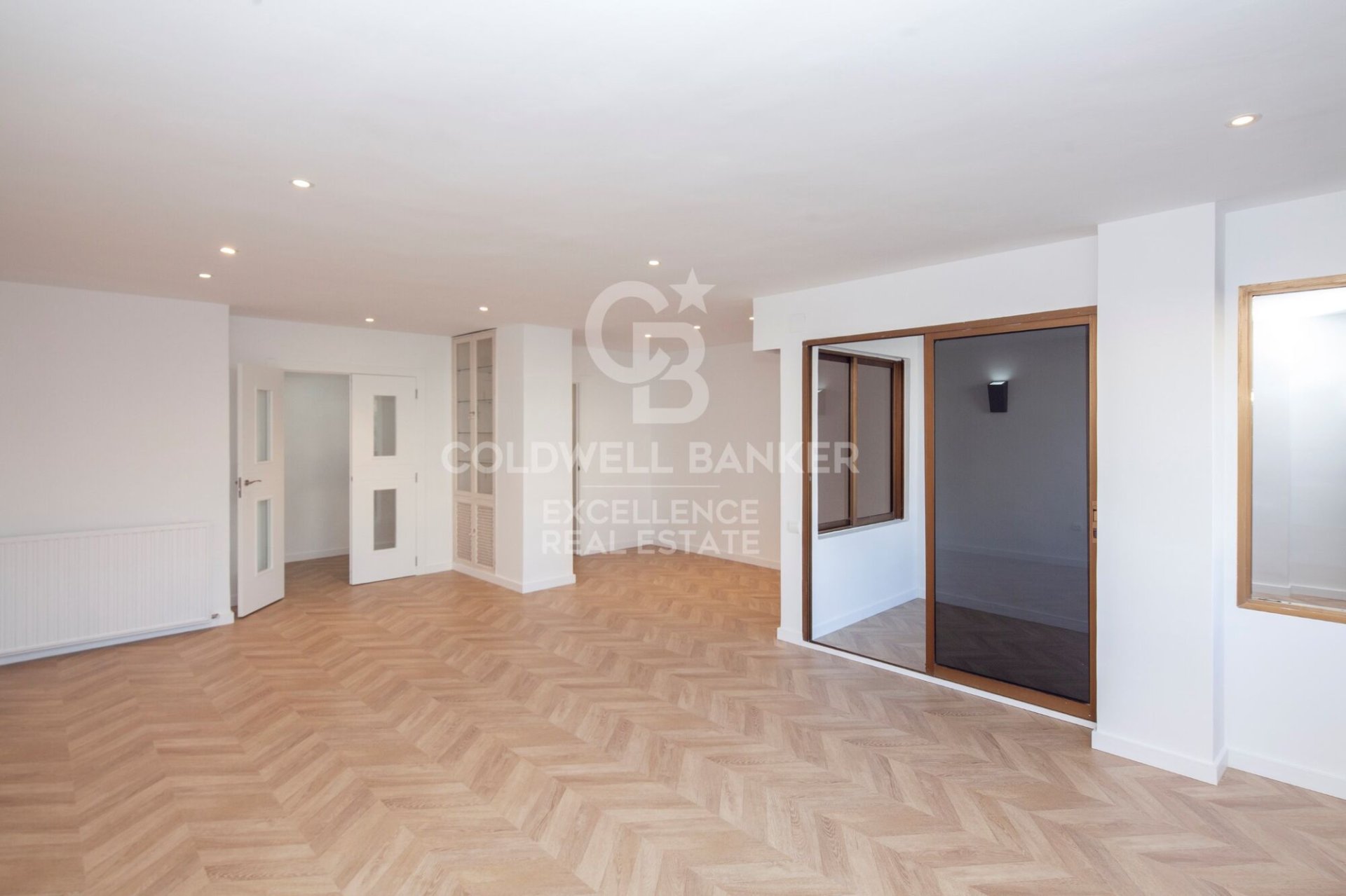 Apartamento en Valencia, València, España 4 dormitorios, 171 m2 No. 157118