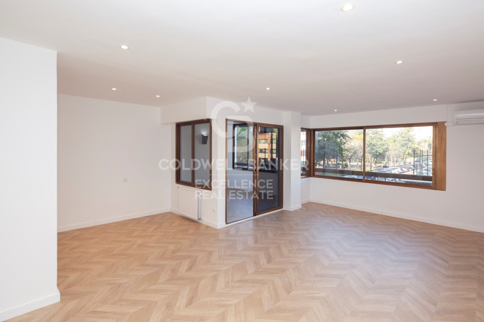 Apartamento en Valencia, València, España 4 dormitorios, 171 m2 No. 157118