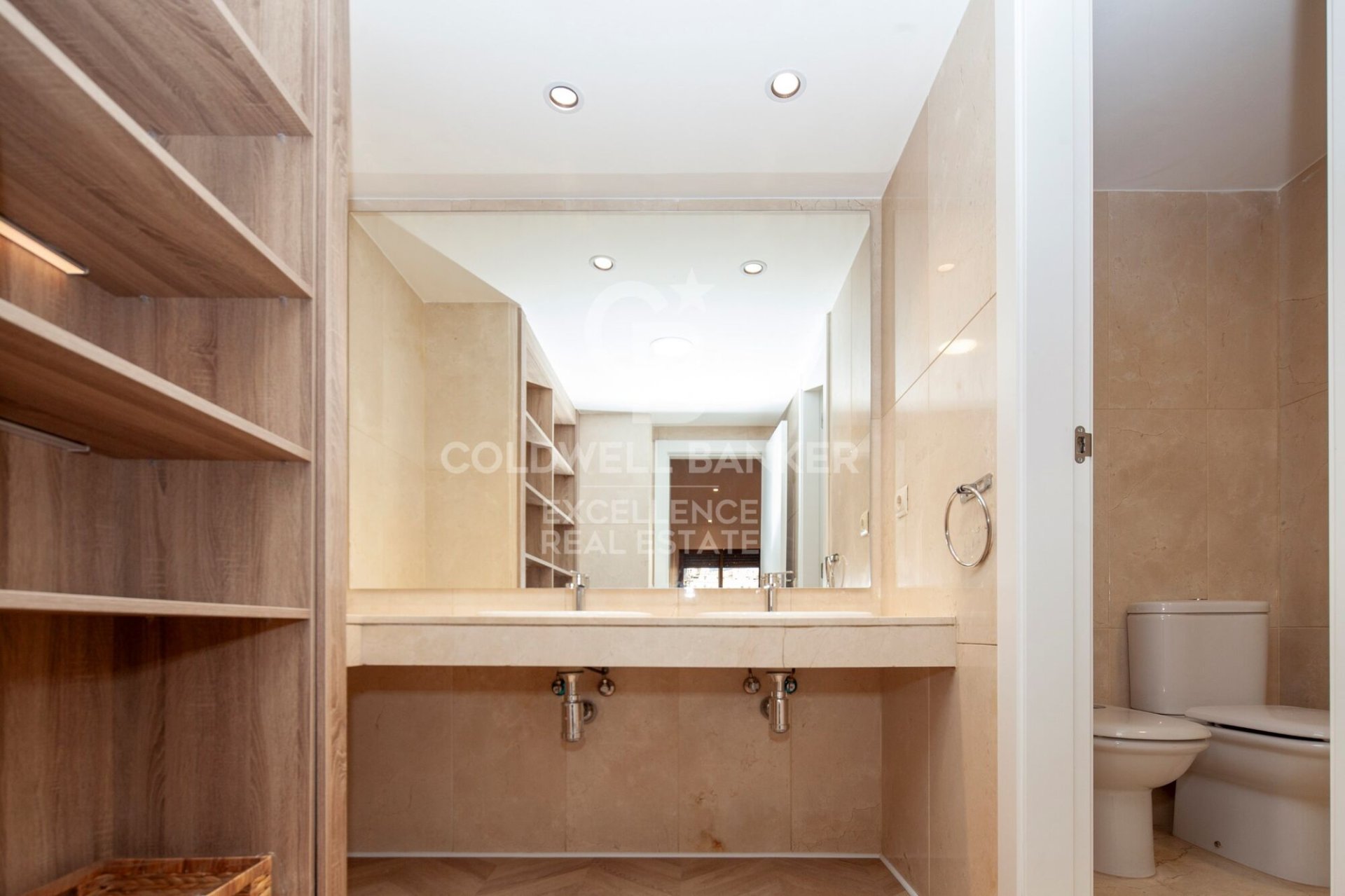 Apartamento en Valencia, València, España 4 dormitorios, 171 m2 No. 157118