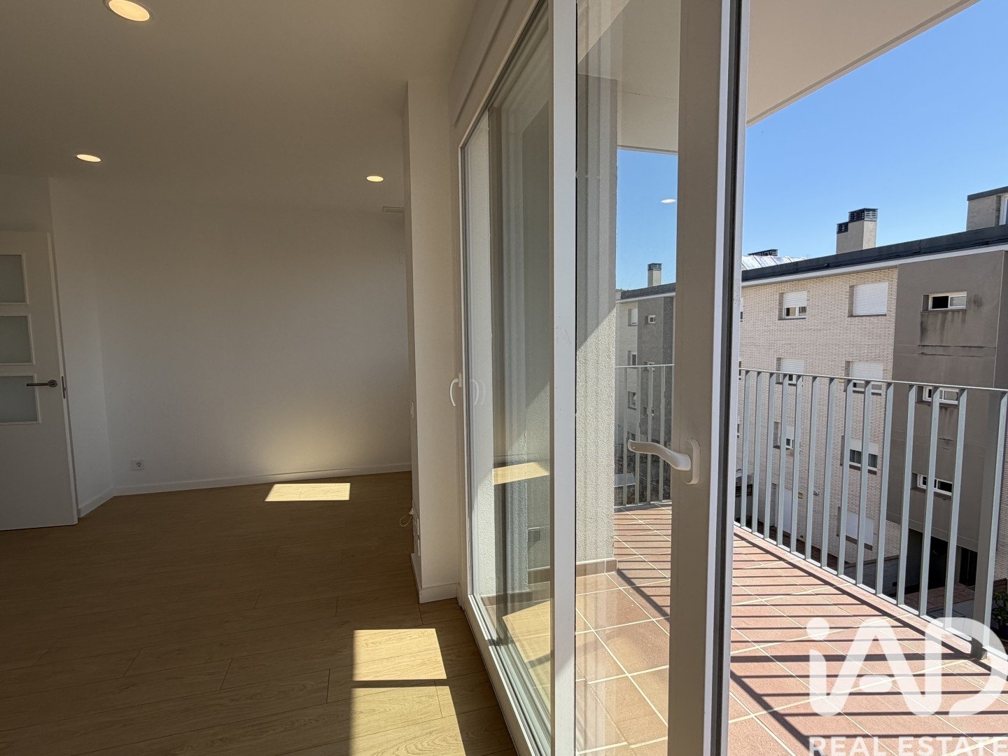 Apartment in Canet de Mar, Barcelona, Spain 3 bedrooms, 95 sq.m. No. 194391