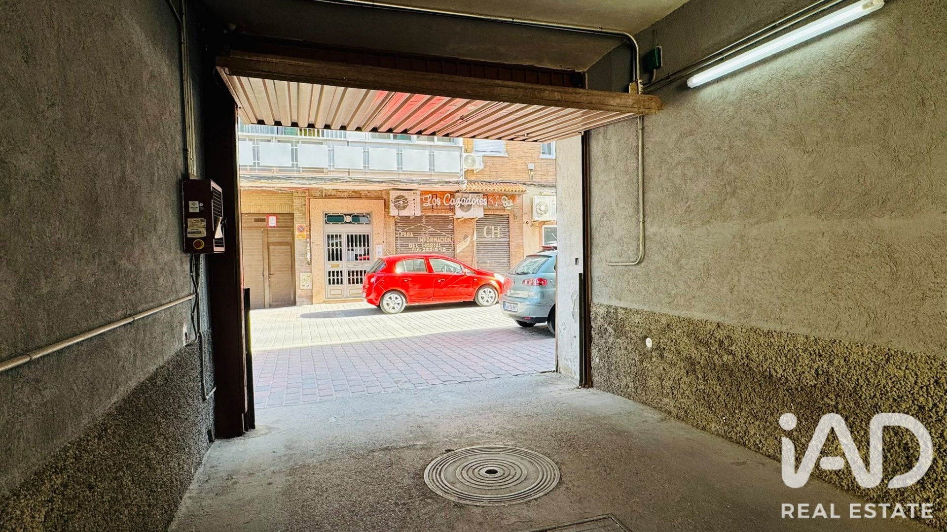 Garāža Madrid, Spānijā 10 m2 Nr. 194394