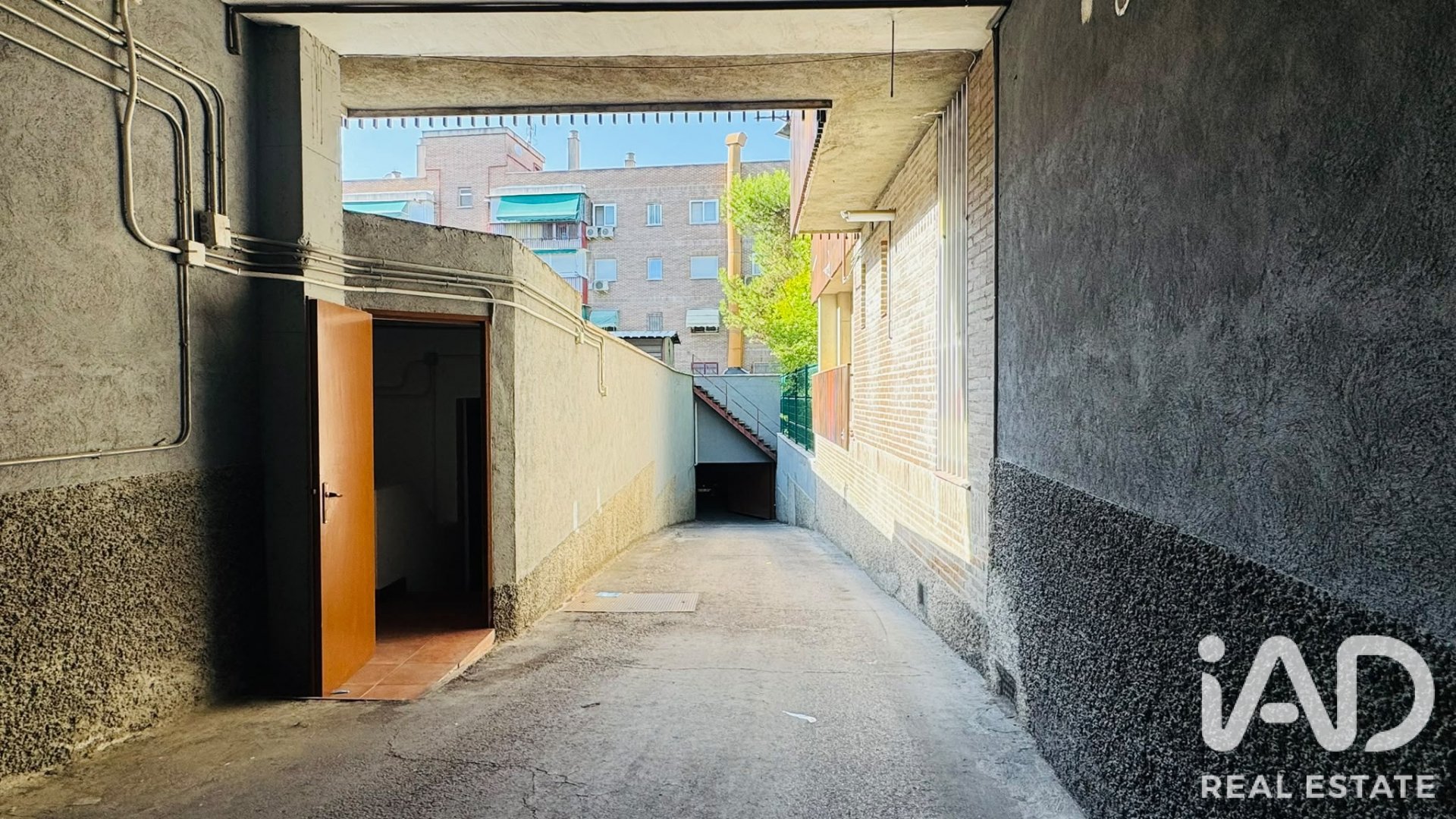 Garāža Madrid, Spānijā 10 m2 Nr. 194394