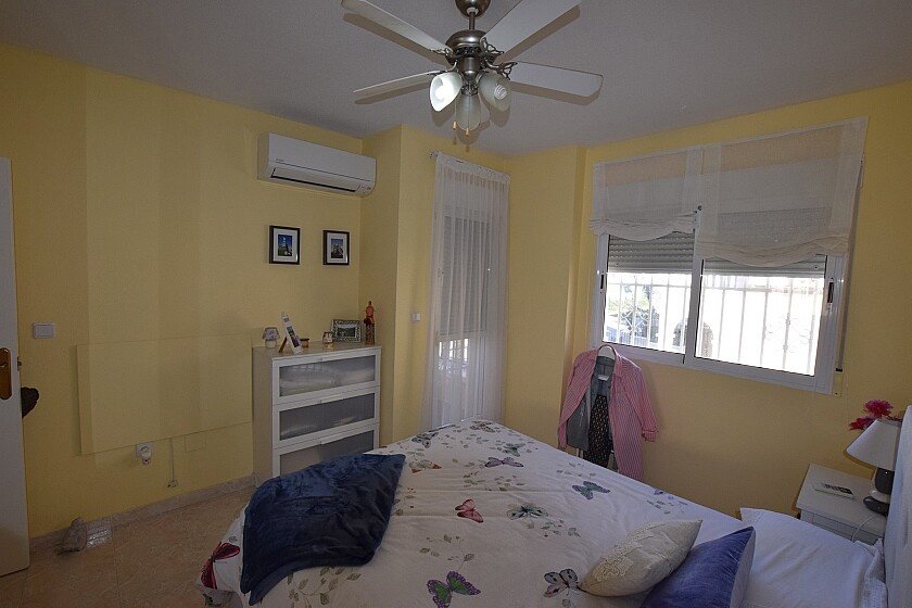Villa a La Florida, Alicante, Spagna 3 camere da letto, 107 mq. N° 69778