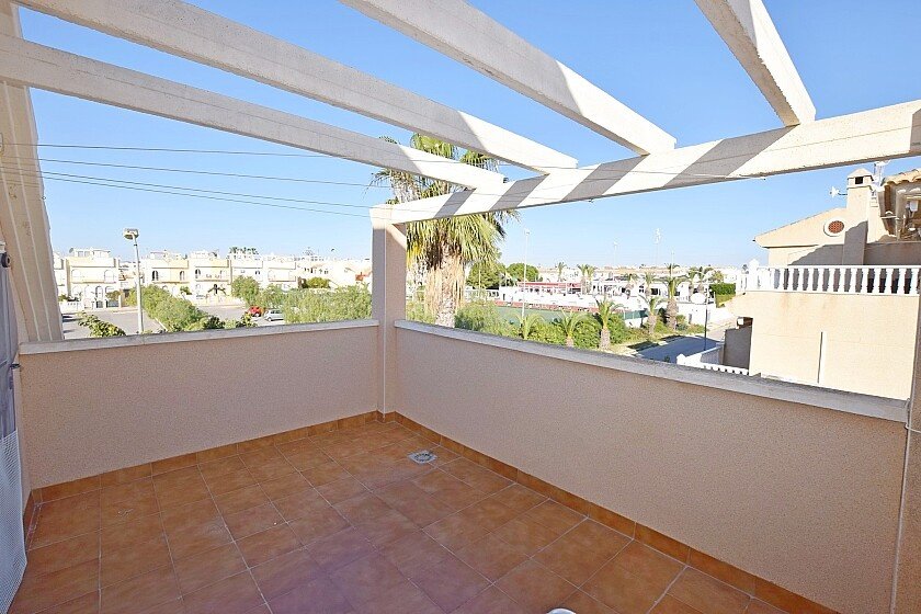 Villa a La Florida, Alicante, Spagna 3 camere da letto, 107 mq. N° 69778