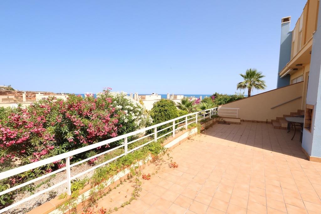 Kaupunkipientalo Alicante, Espanja 3 makuuhuonetta, 164 m2 No. 189995